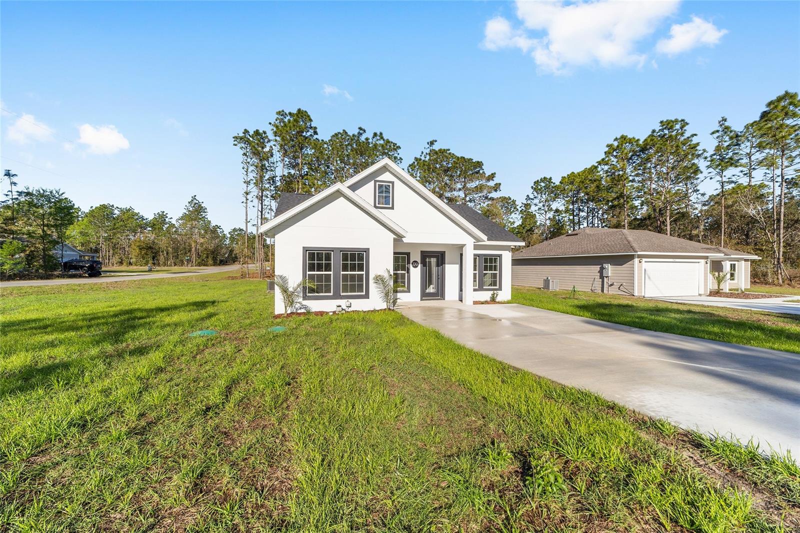 WILLISTON HYLNDS GOLF & C CLUB ESTATE - Residential Lease