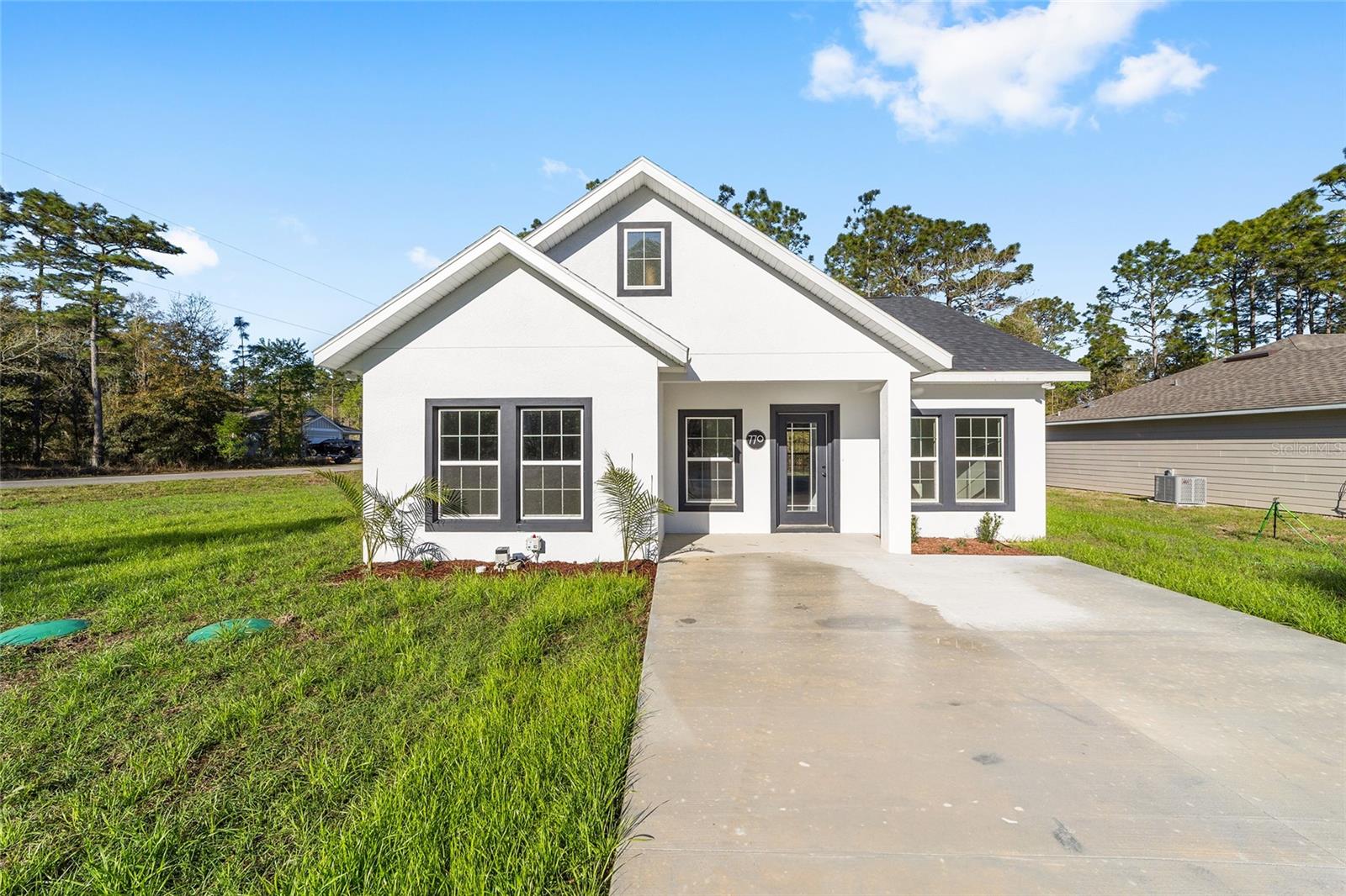 WILLISTON HYLNDS GOLF & C CLUB ESTATE - Residential Lease