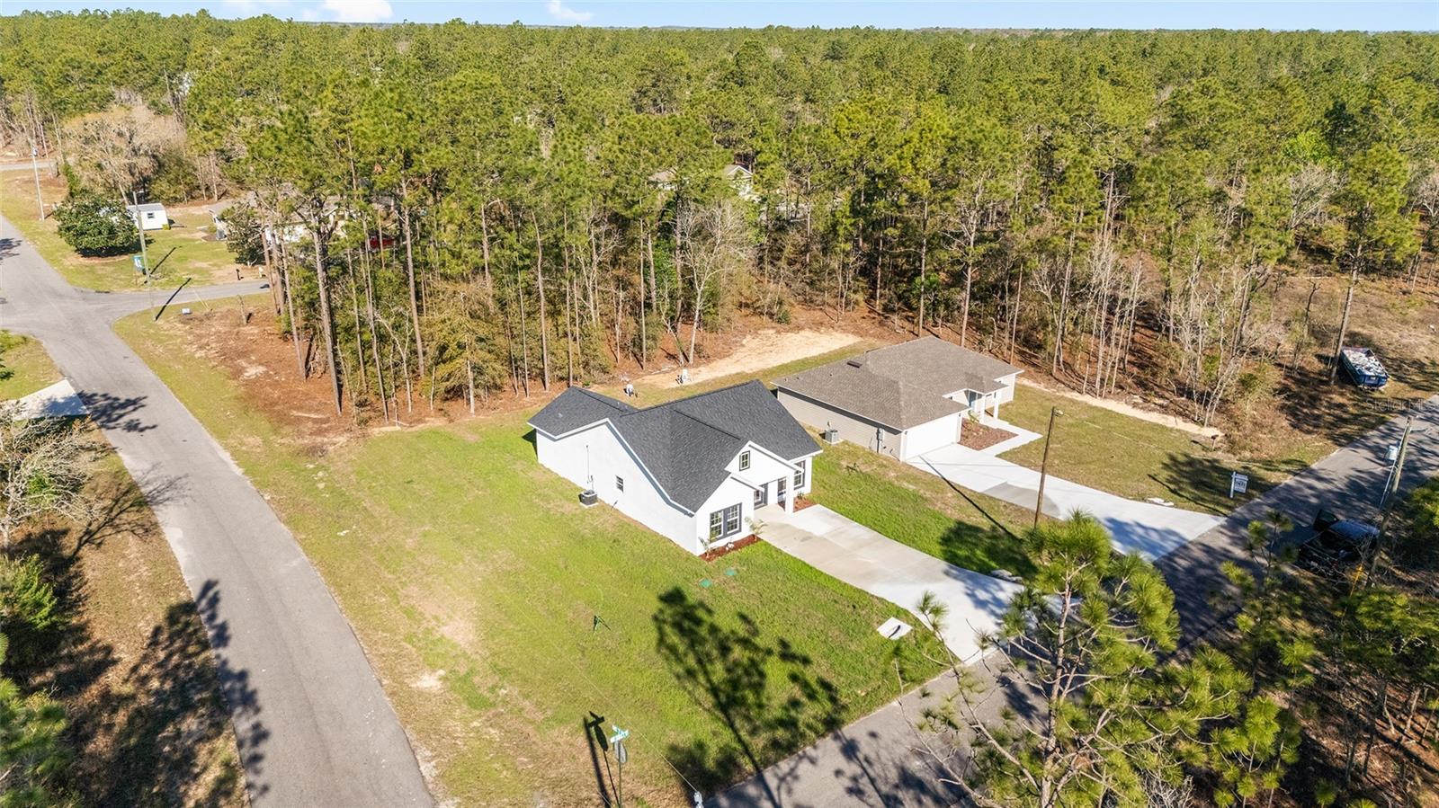 WILLISTON HYLNDS GOLF & C CLUB ESTATE - Residential Lease