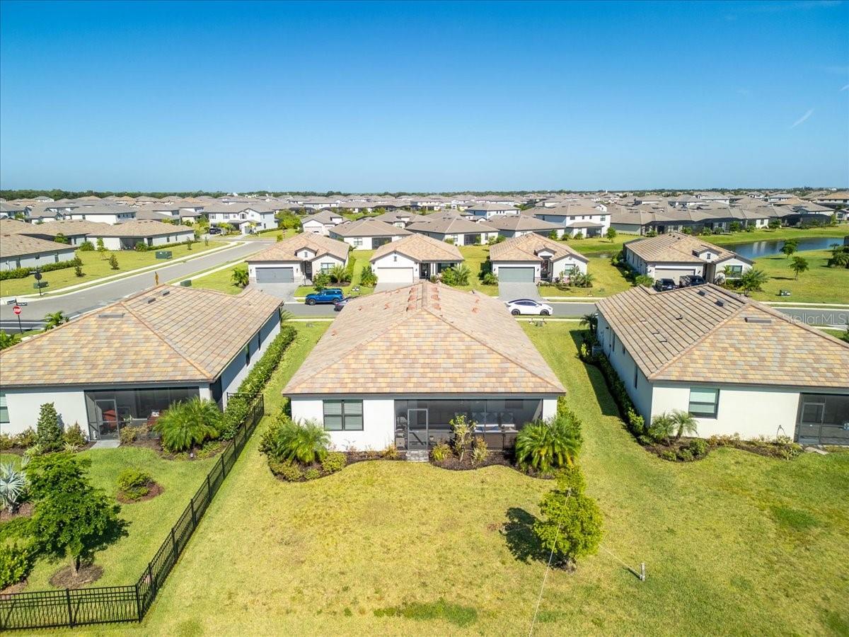 LORRAINE LAKES - Residential Lease