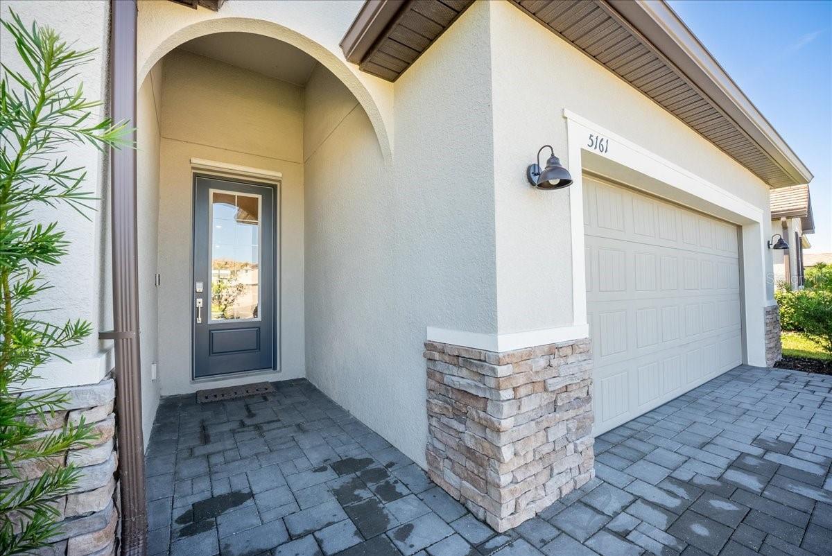 LORRAINE LAKES - Residential Lease