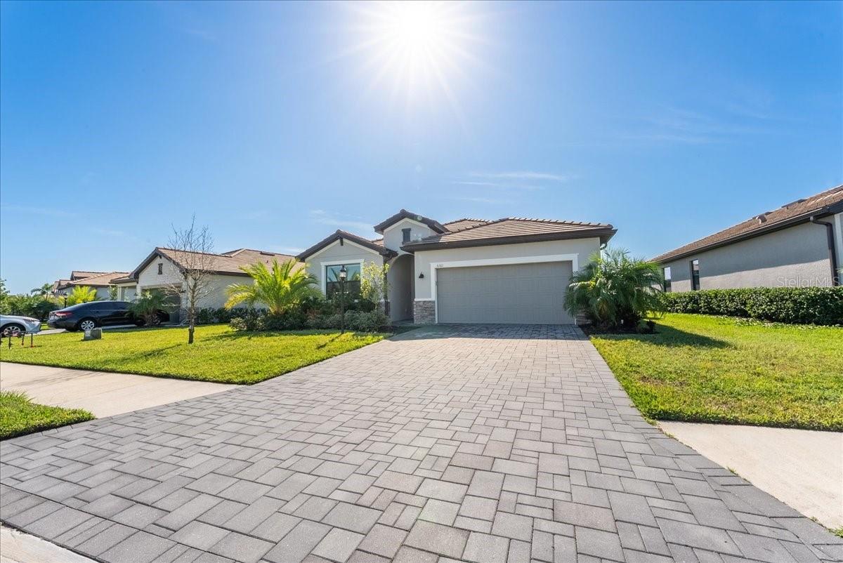 LORRAINE LAKES - Residential Lease