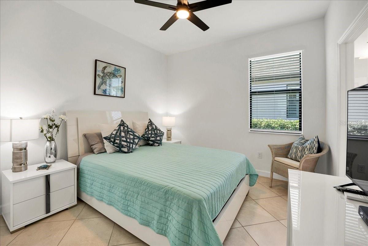 LORRAINE LAKES - Residential Lease