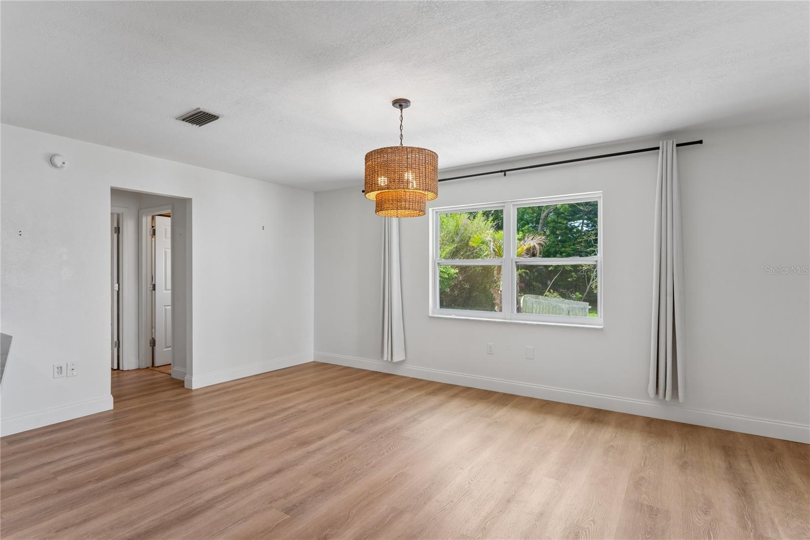MAGNOLIA VALLEY - Residential
