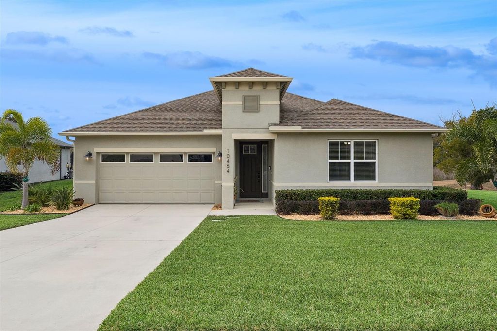 Photo of 10454 Spring Lake Drive, Clermont, FL 34711 (MLS # O6374234)