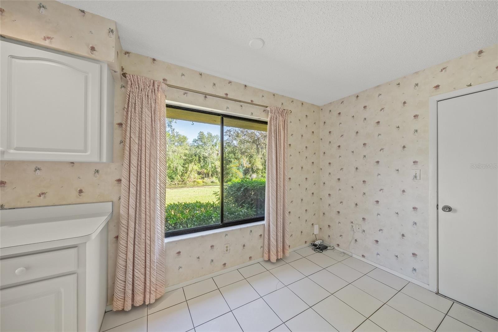 KNOLLS THE, BENT TREE - Residential