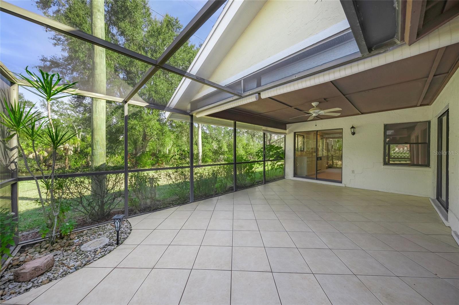 KNOLLS THE, BENT TREE - Residential