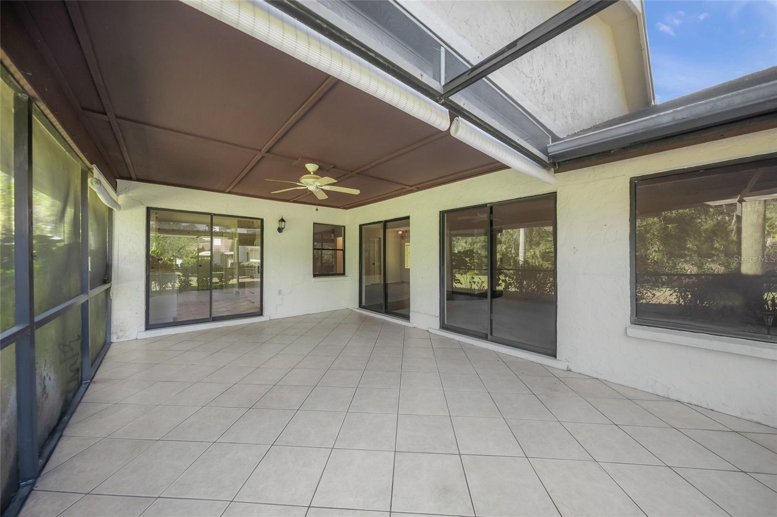 KNOLLS THE, BENT TREE - Residential