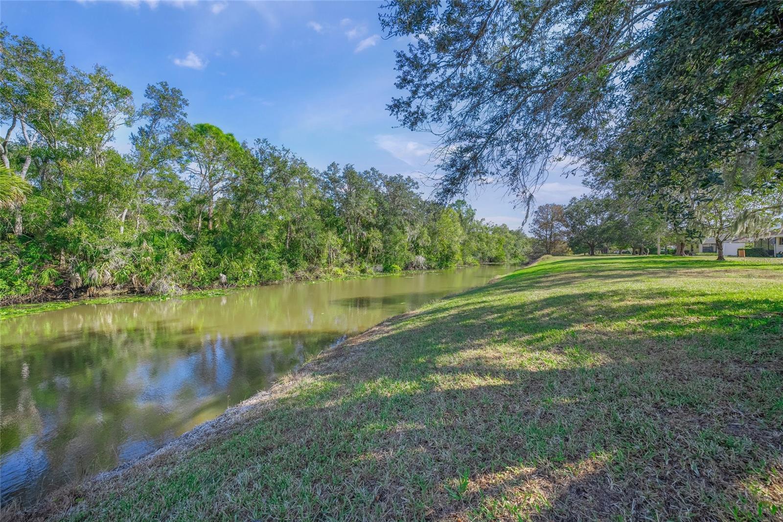 KNOLLS THE, BENT TREE - Residential