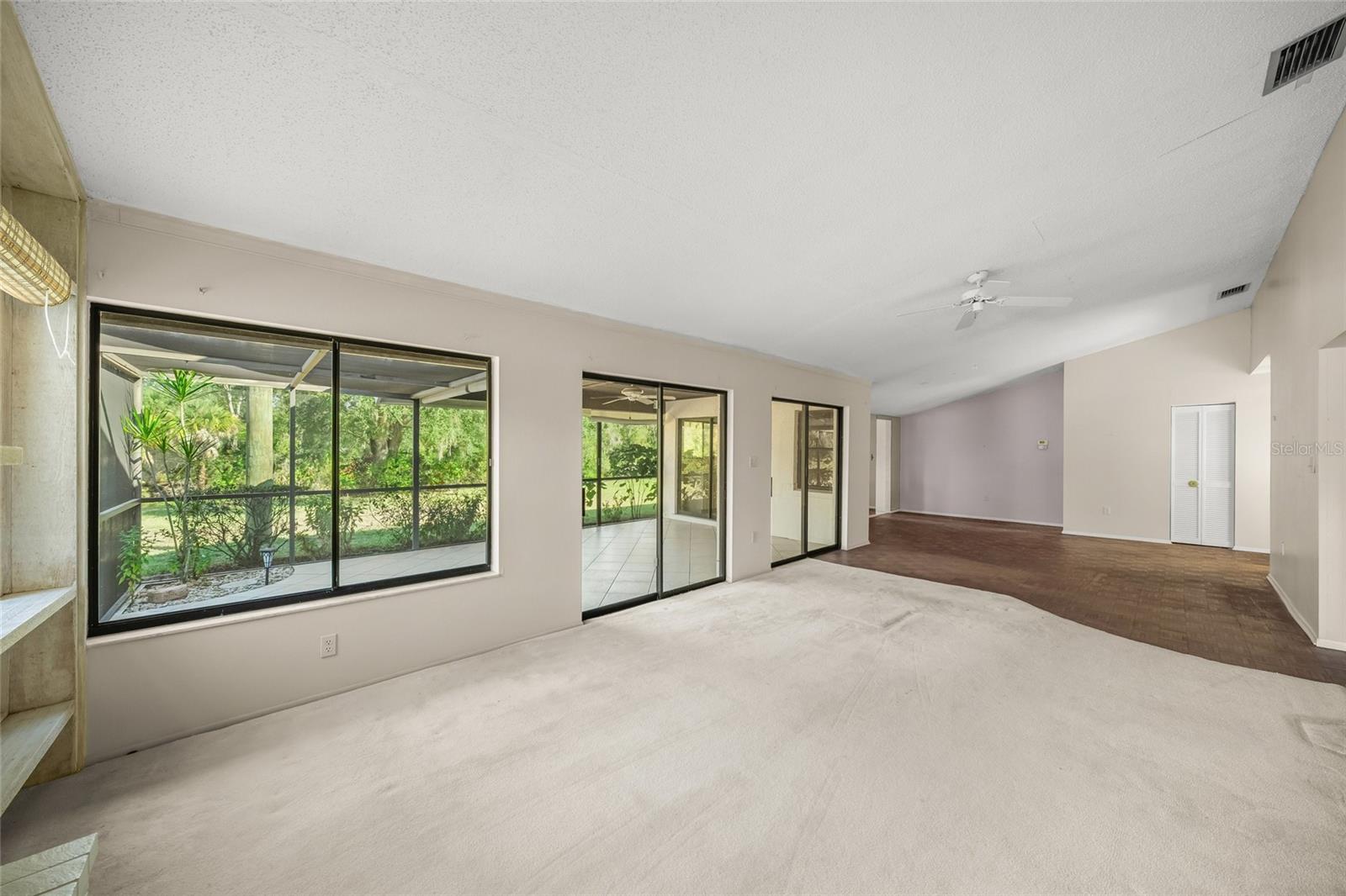 KNOLLS THE, BENT TREE - Residential