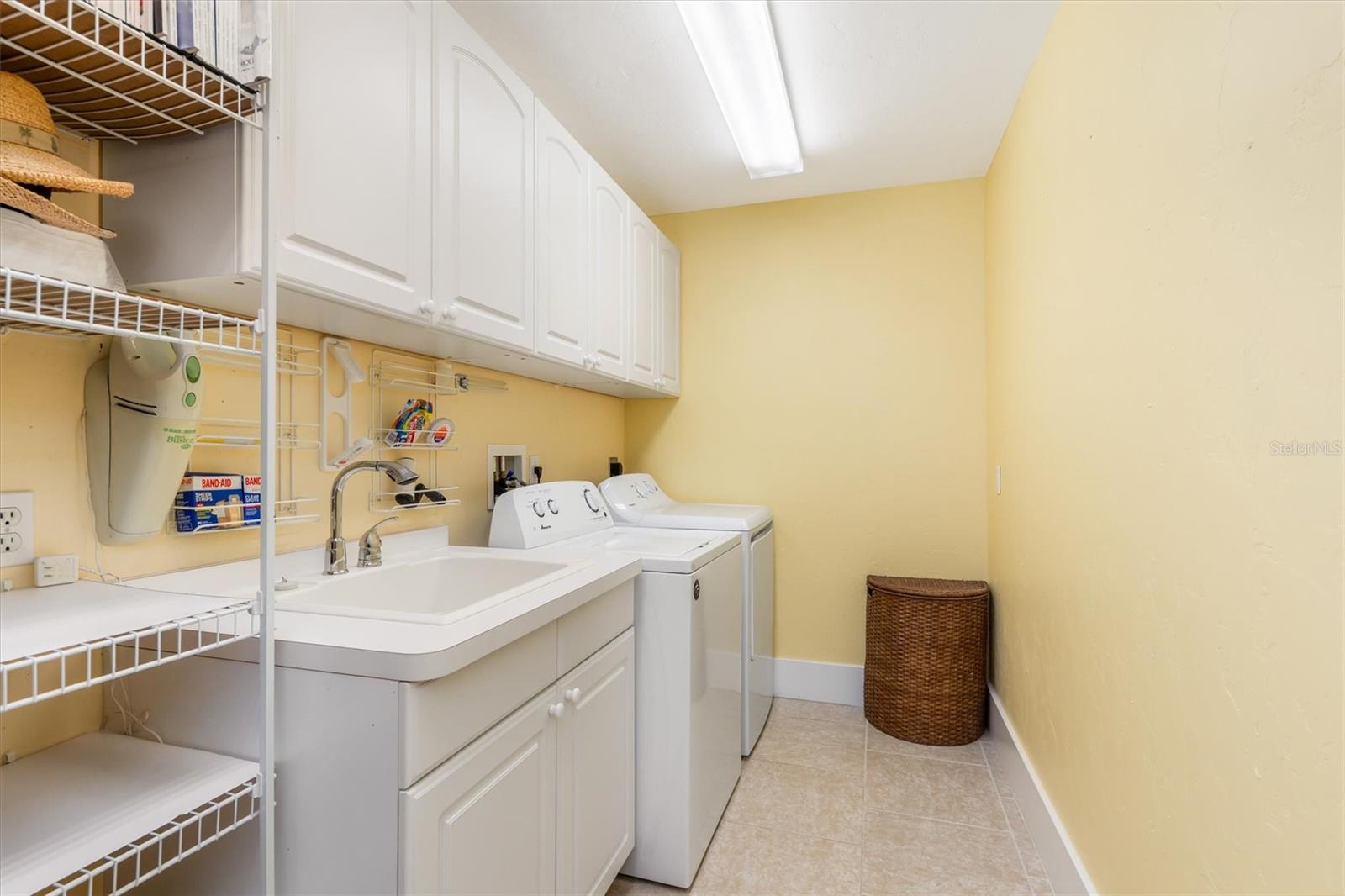 CAPE HAZE WINDWARD - Residential