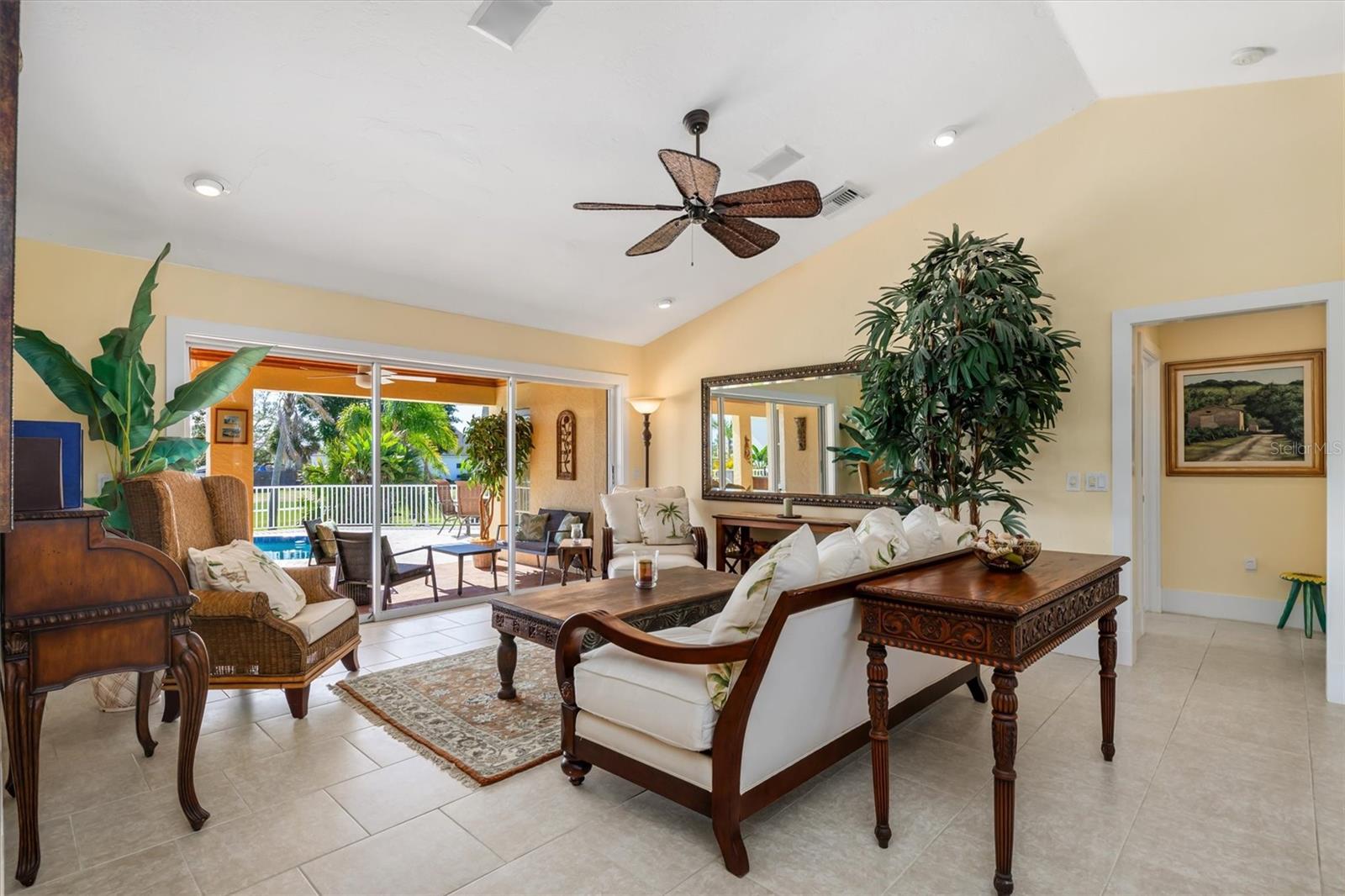 CAPE HAZE WINDWARD - Residential