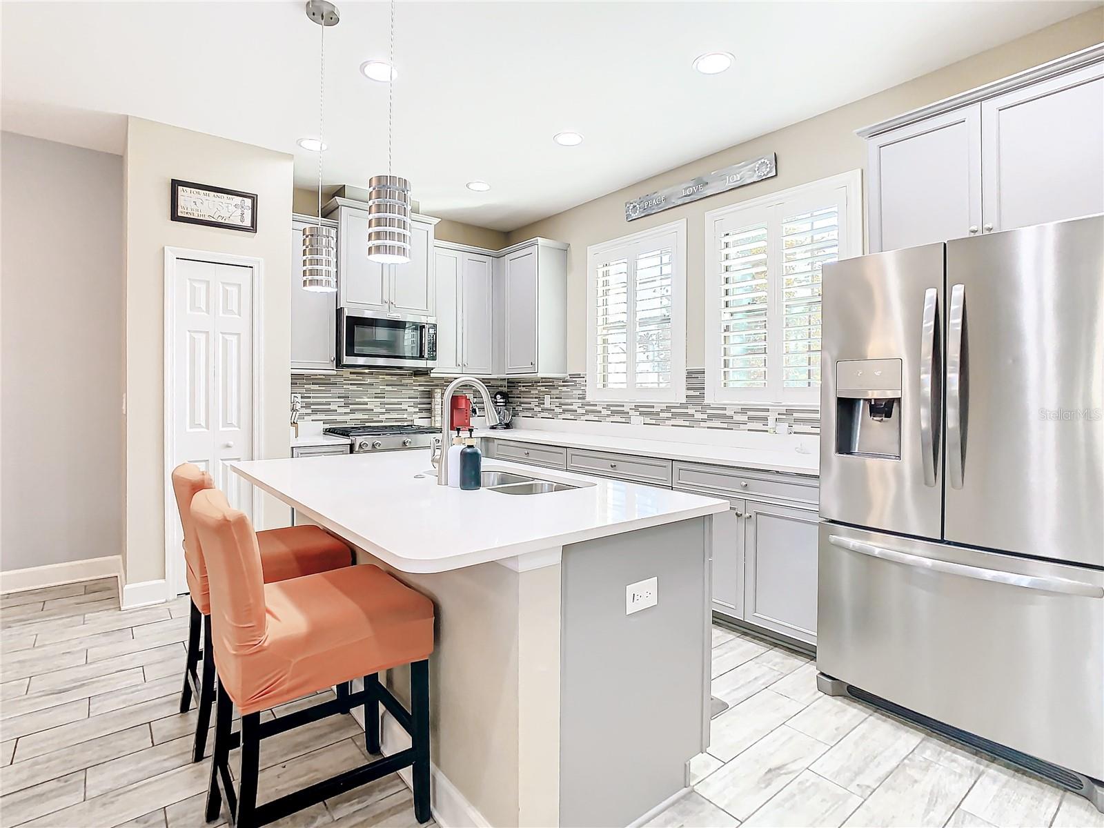 5807 CIRCA FISHHAWK BOULEVARD