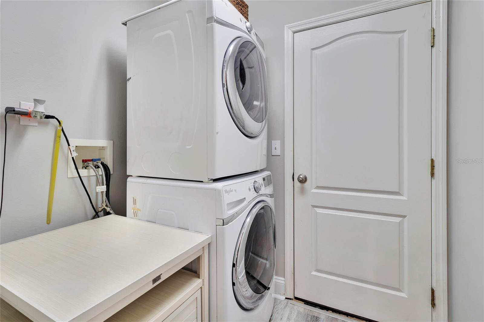 CRESCENT LAKE CLUB - Residential