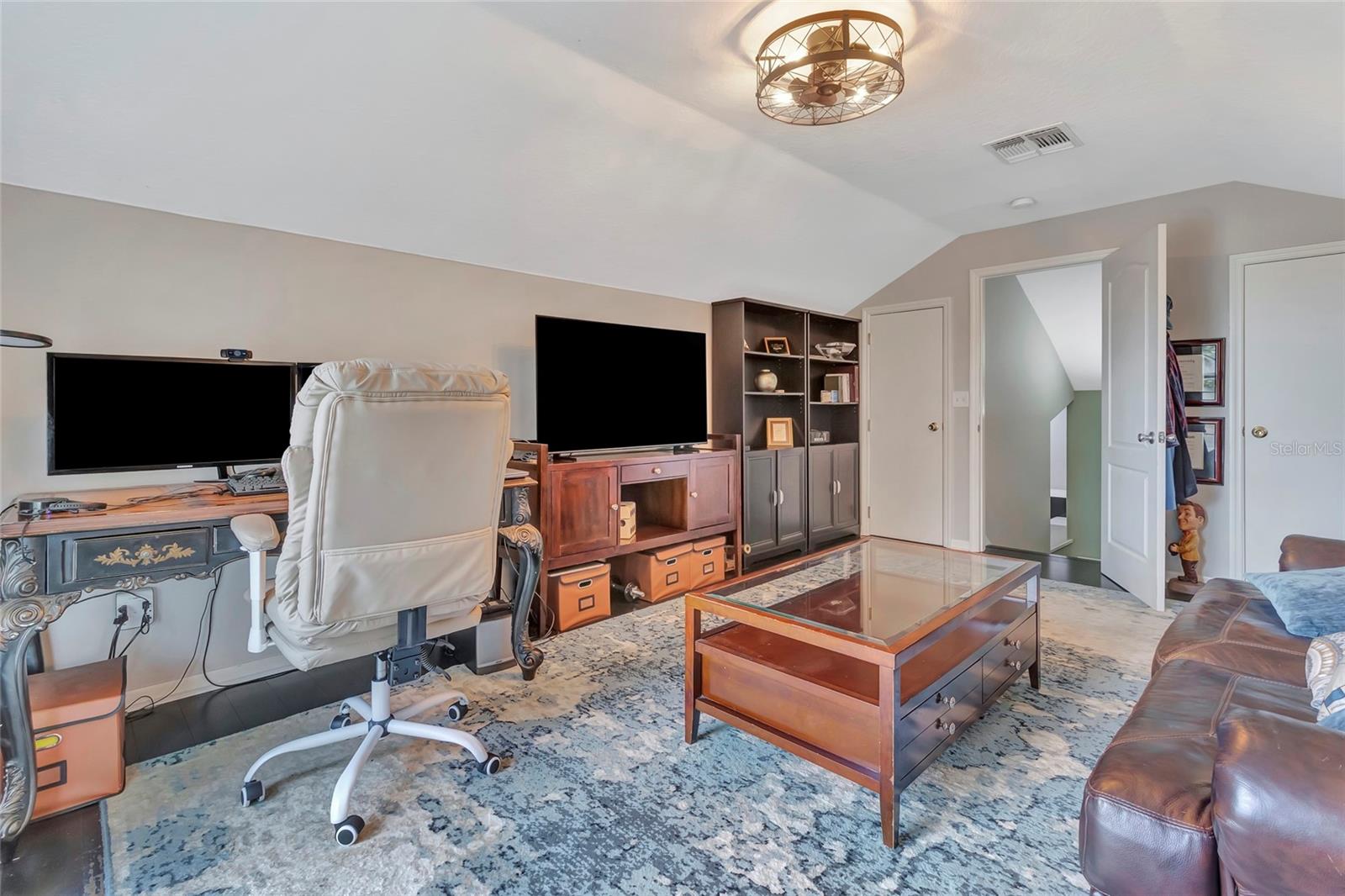 CRESCENT LAKE CLUB - Residential