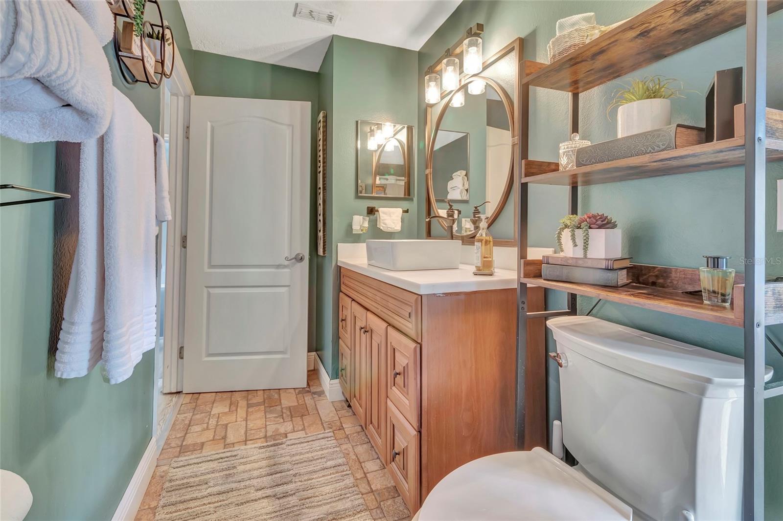 CRESCENT LAKE CLUB - Residential