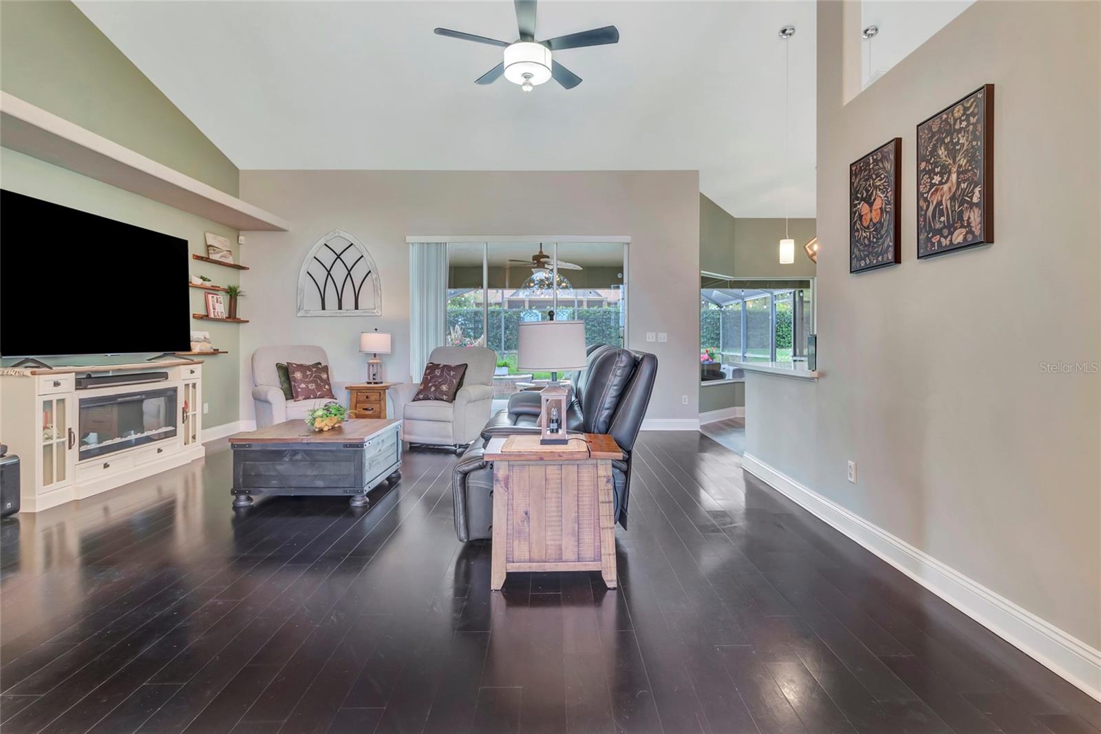 CRESCENT LAKE CLUB - Residential