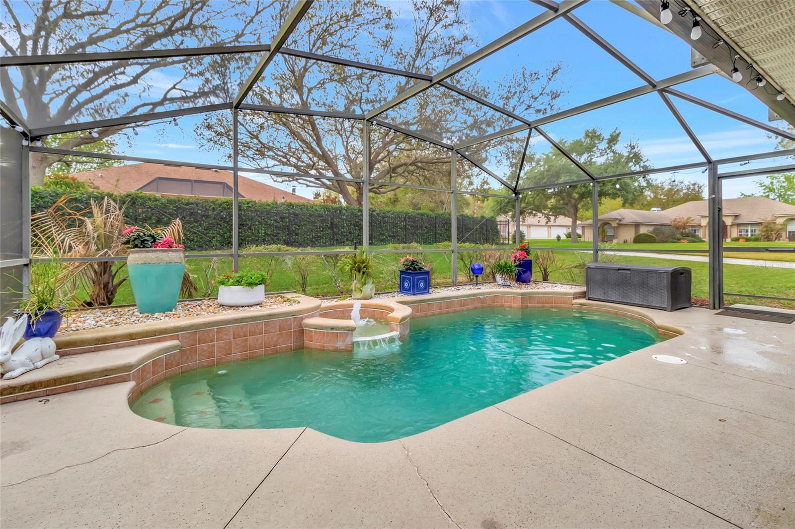 CRESCENT LAKE CLUB - Residential