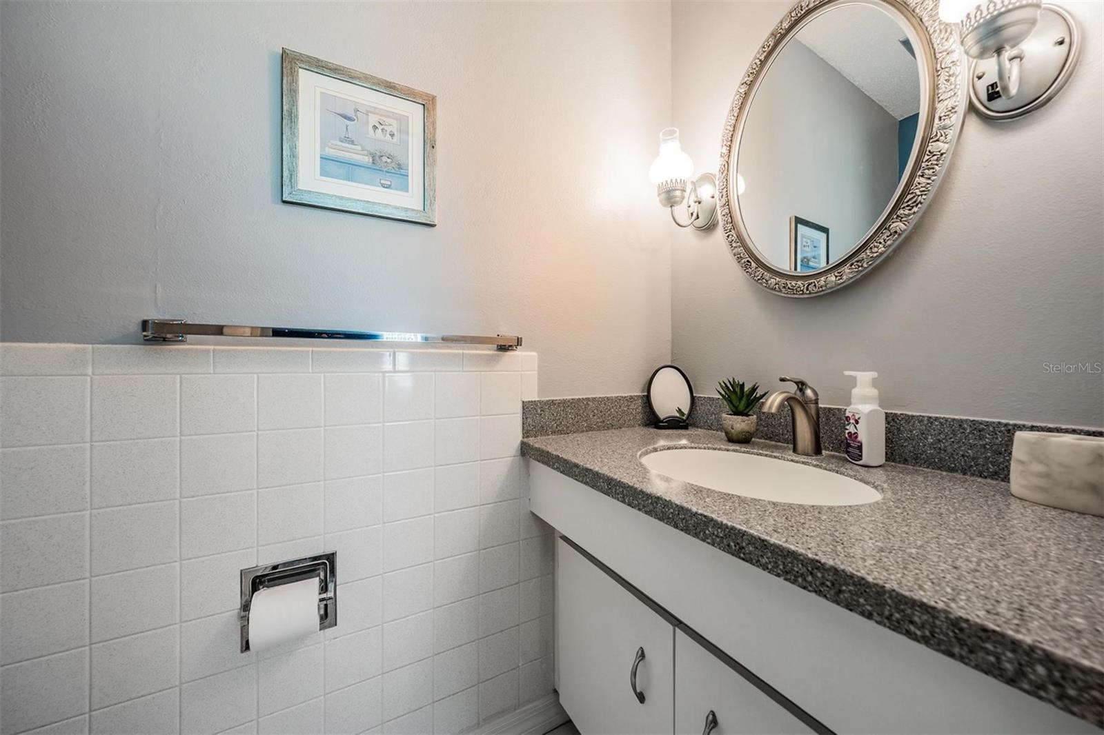 MEDITERRANEAN MANORS - Residential