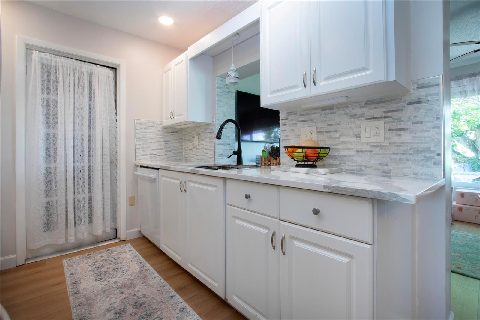 RIVER ISLES - Residential