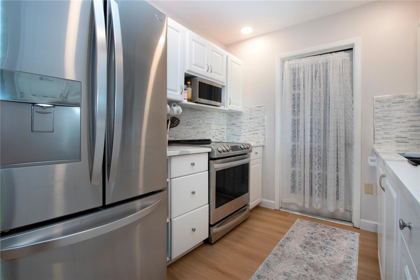 RIVER ISLES - Residential