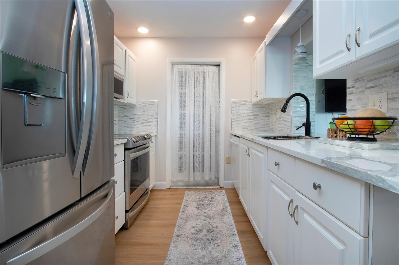 RIVER ISLES - Residential