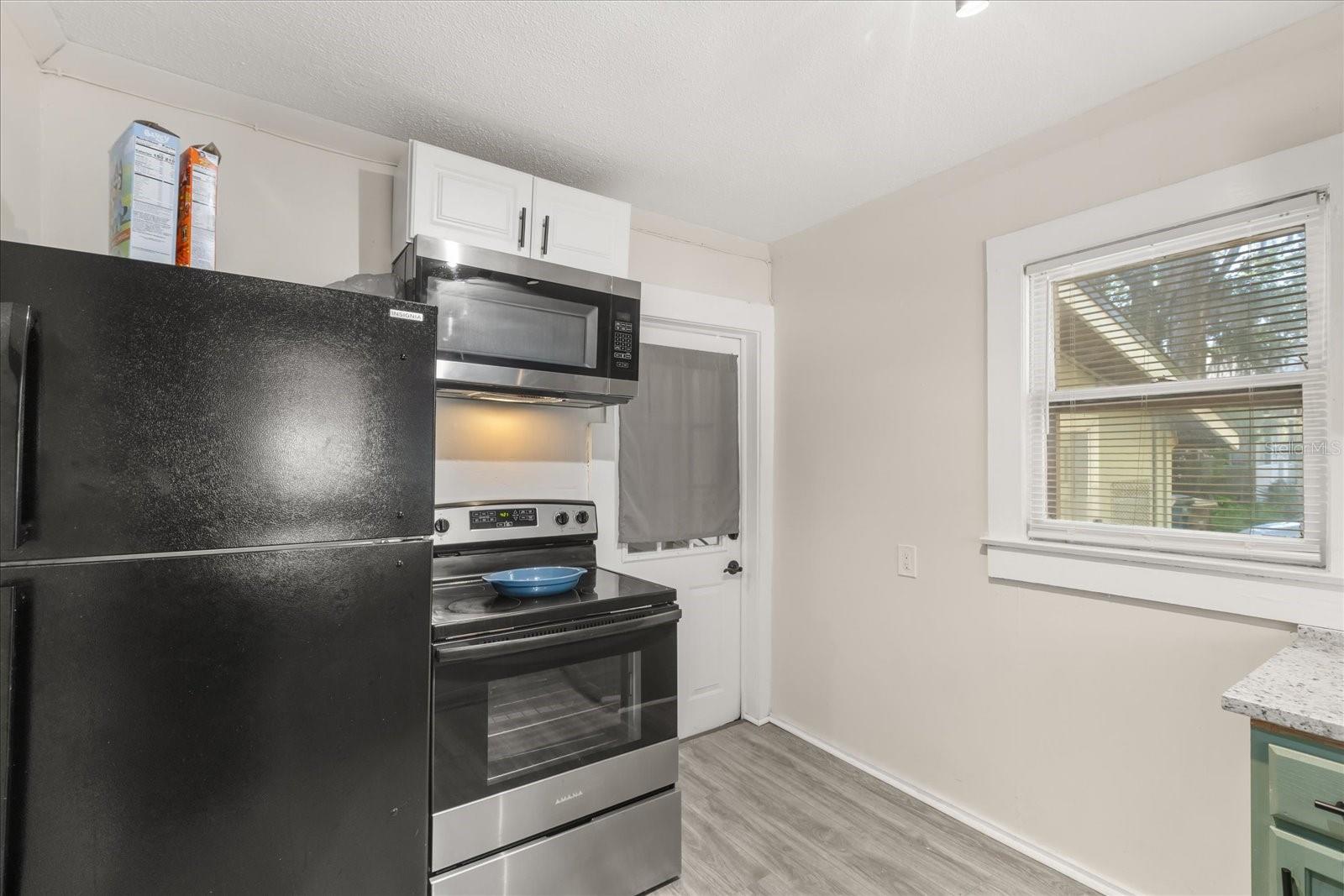 SMITH & DAUGHERTYS ADD/CITY/O - Residential Income