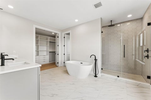 Tiny photo for 16243 Vetta Drive, Montverde, FL 34756 (MLS # G5099164)