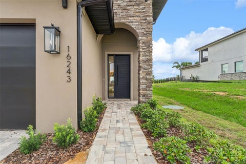 Tiny photo for 16243 Vetta Drive, Montverde, FL 34756 (MLS # G5099164)