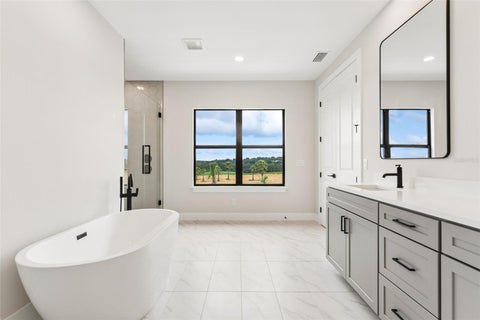 Tiny photo for 16243 Vetta Drive, Montverde, FL 34756 (MLS # G5099164)
