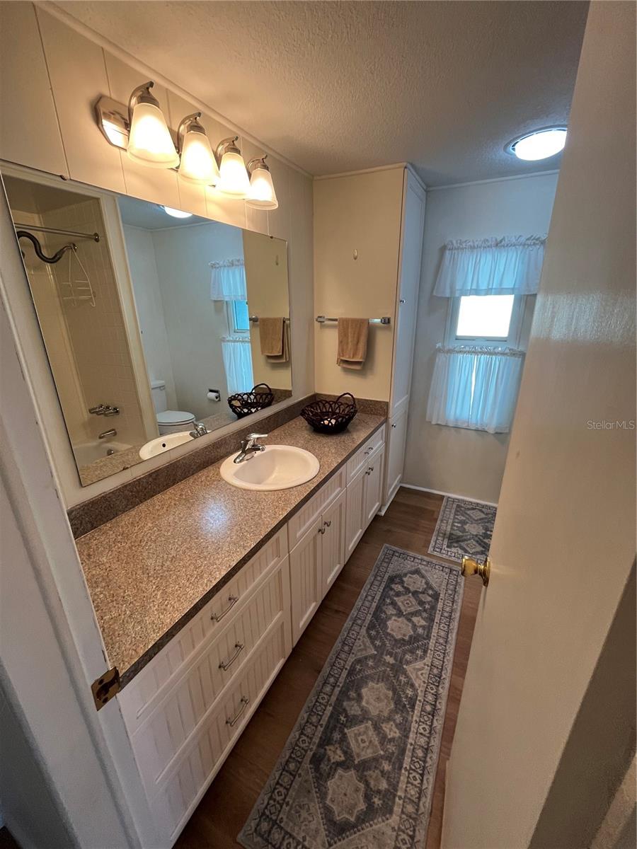 VENICE ISLE - Residential