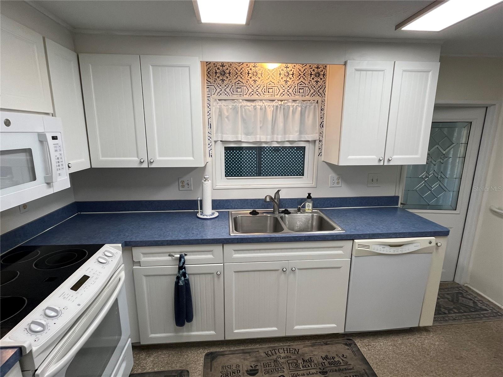 VENICE ISLE - Residential