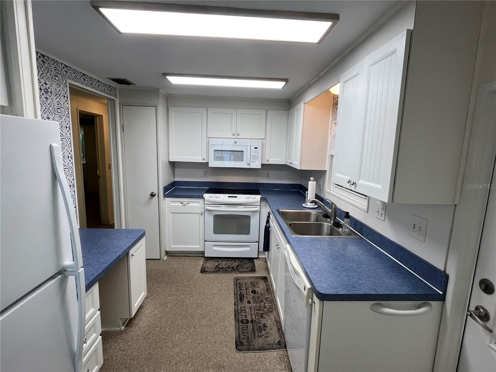 VENICE ISLE - Residential