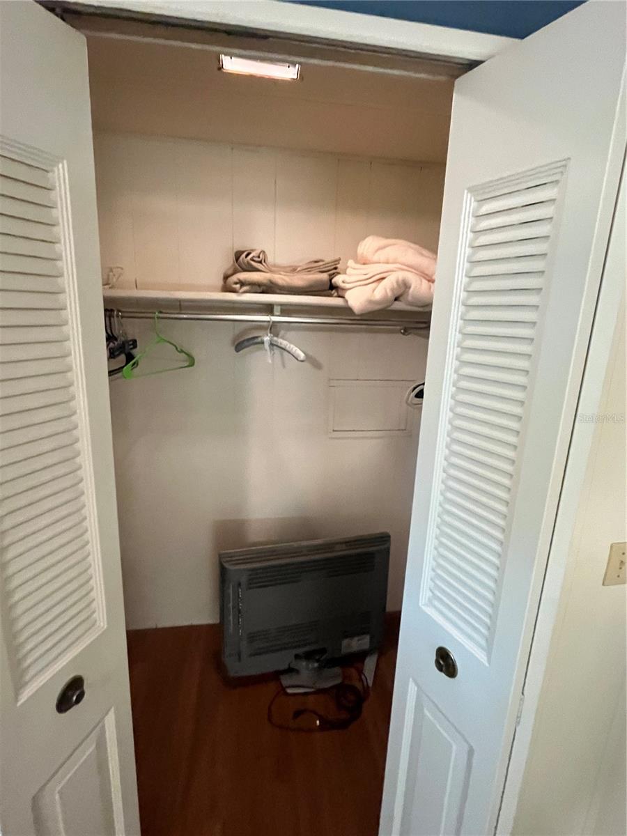 VENICE ISLE - Residential