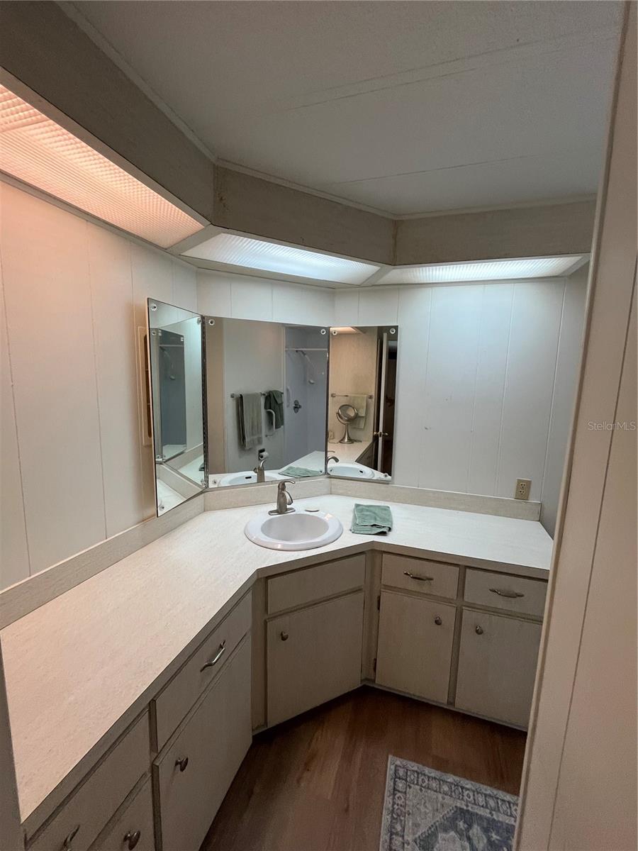 VENICE ISLE - Residential