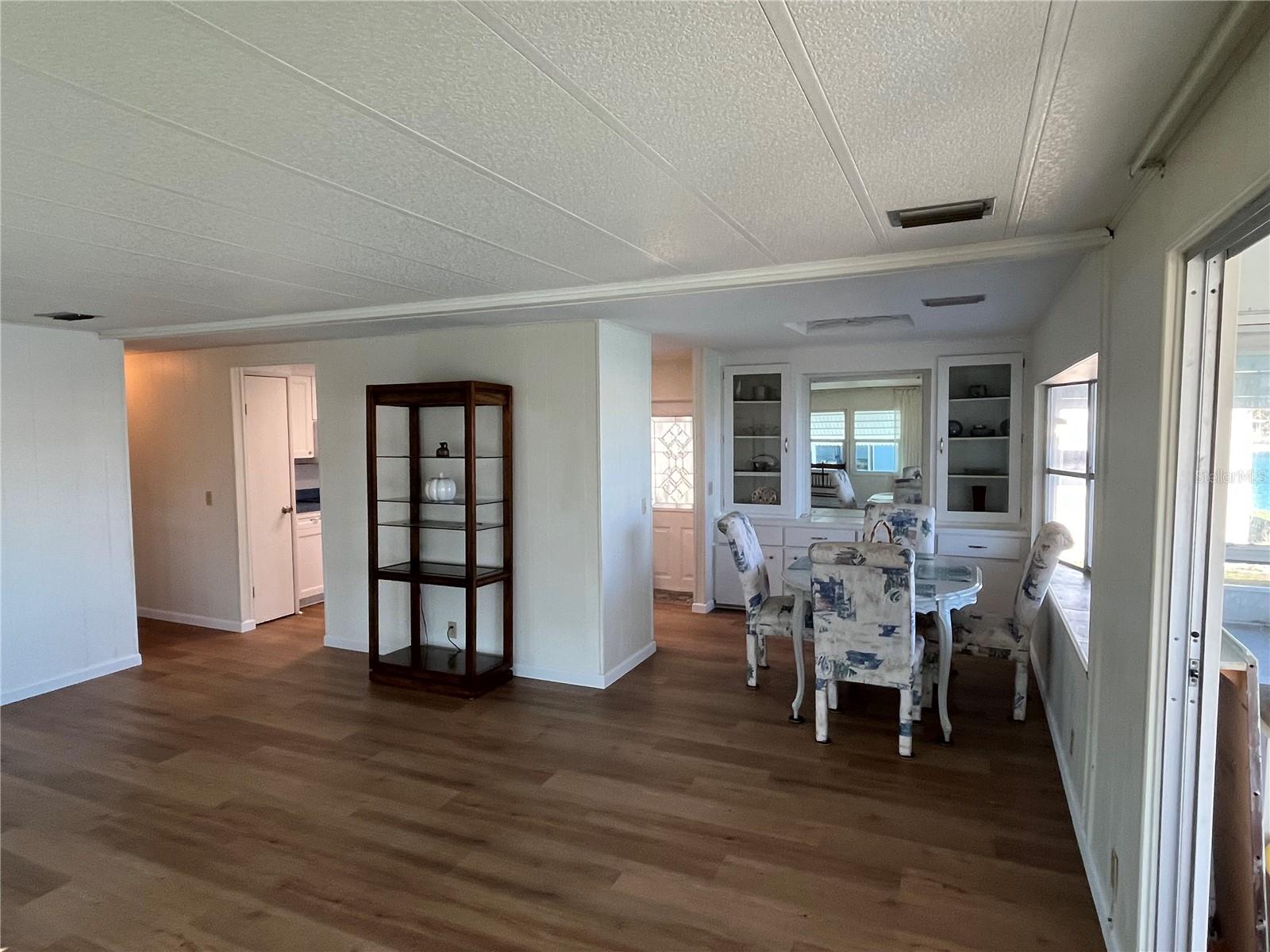 VENICE ISLE - Residential