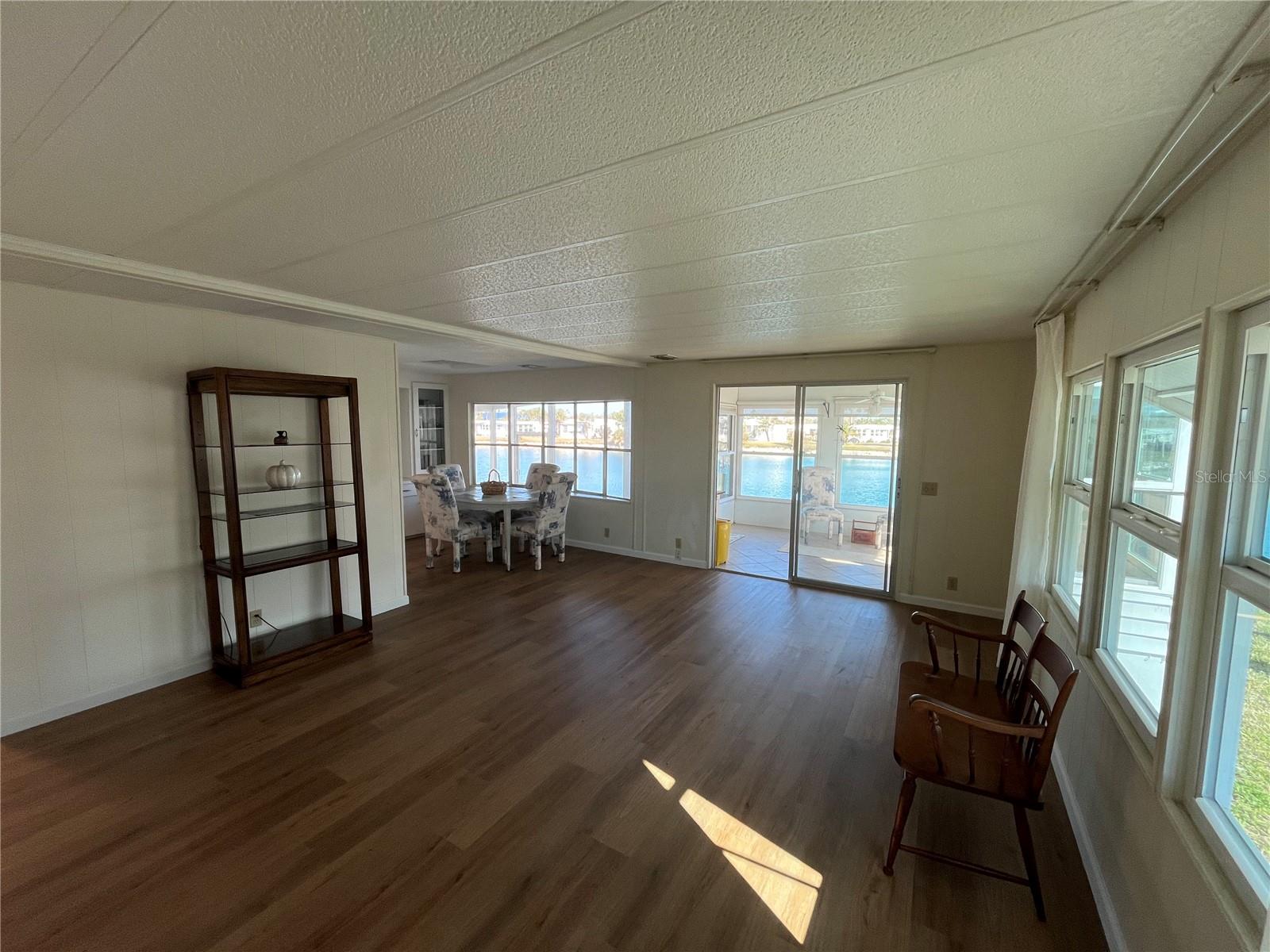 VENICE ISLE - Residential