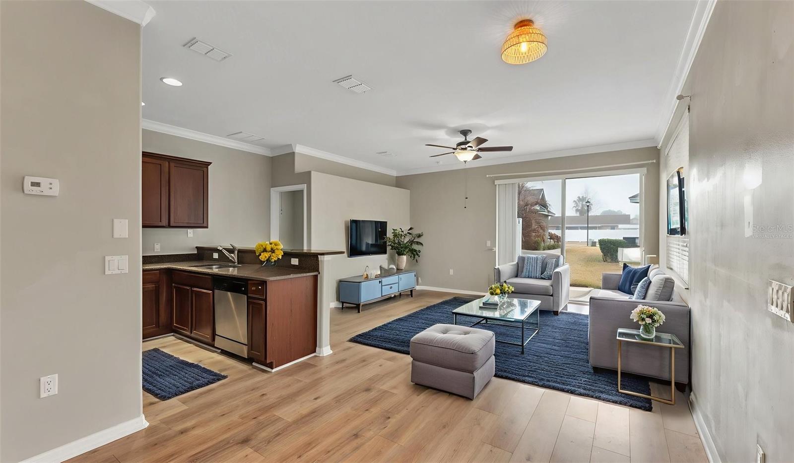 CHELSEA OAKS - Residential