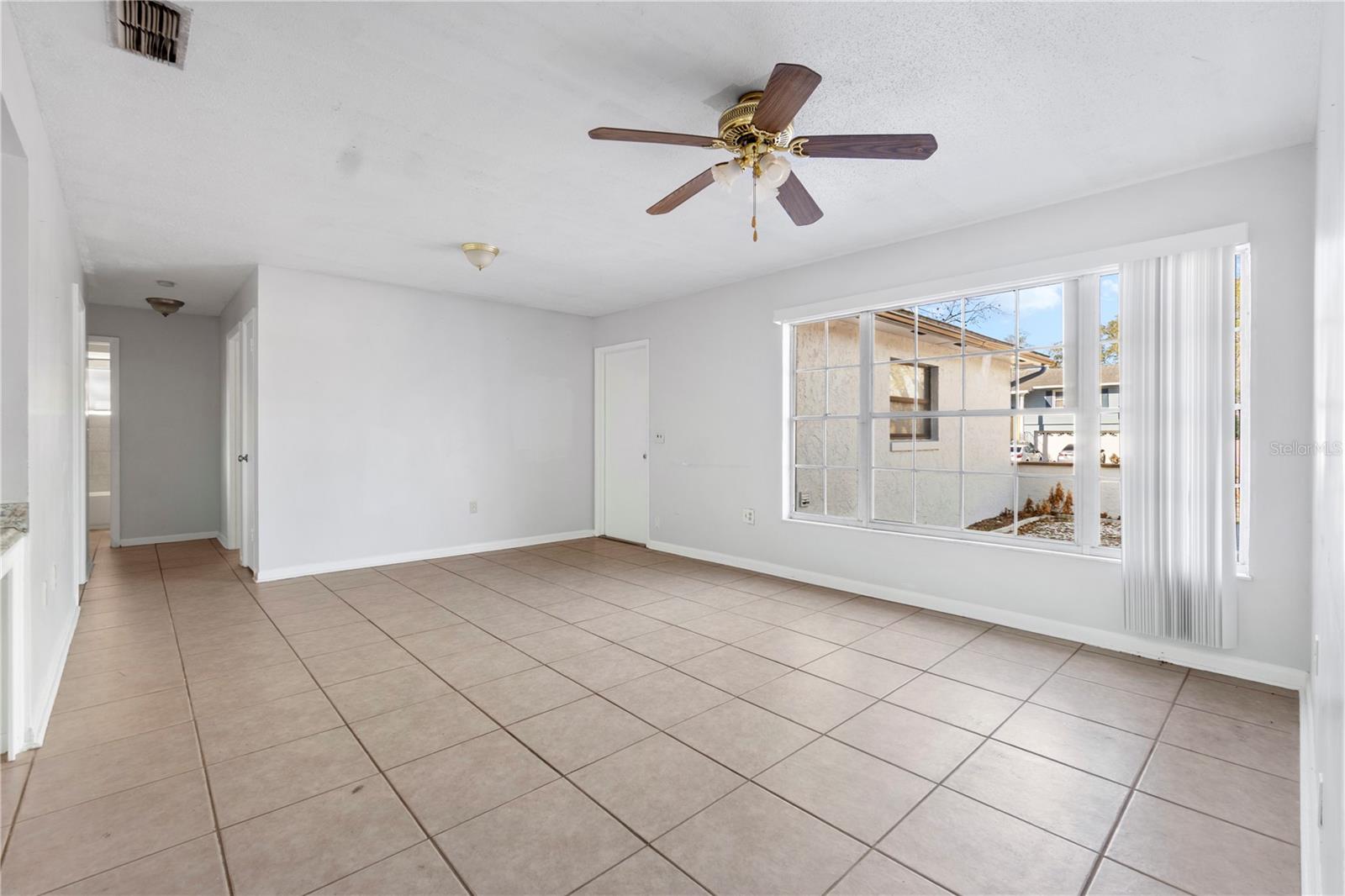 SPRING OAKS UNIT 4 - Residential