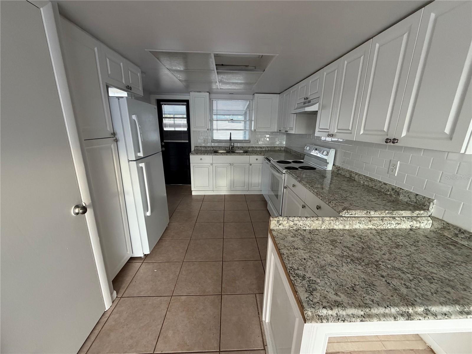 SPRING OAKS UNIT 4 - Residential