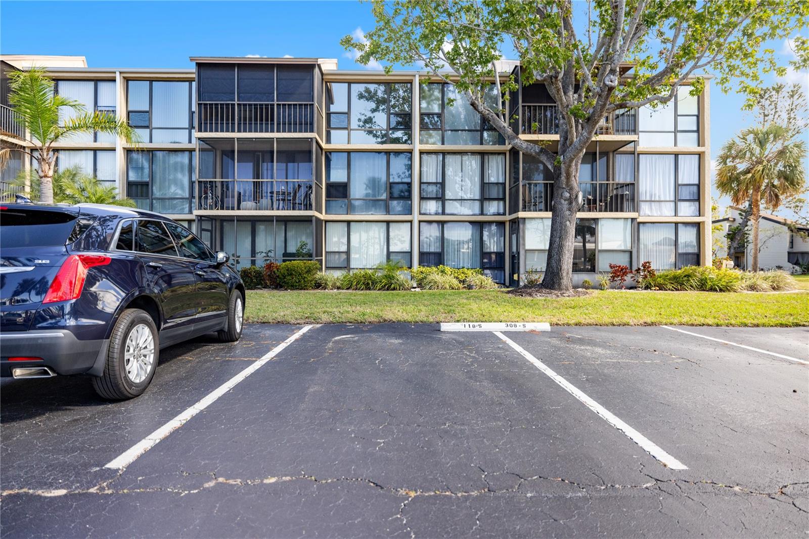 618 BIRD BAY DRIVE S 118