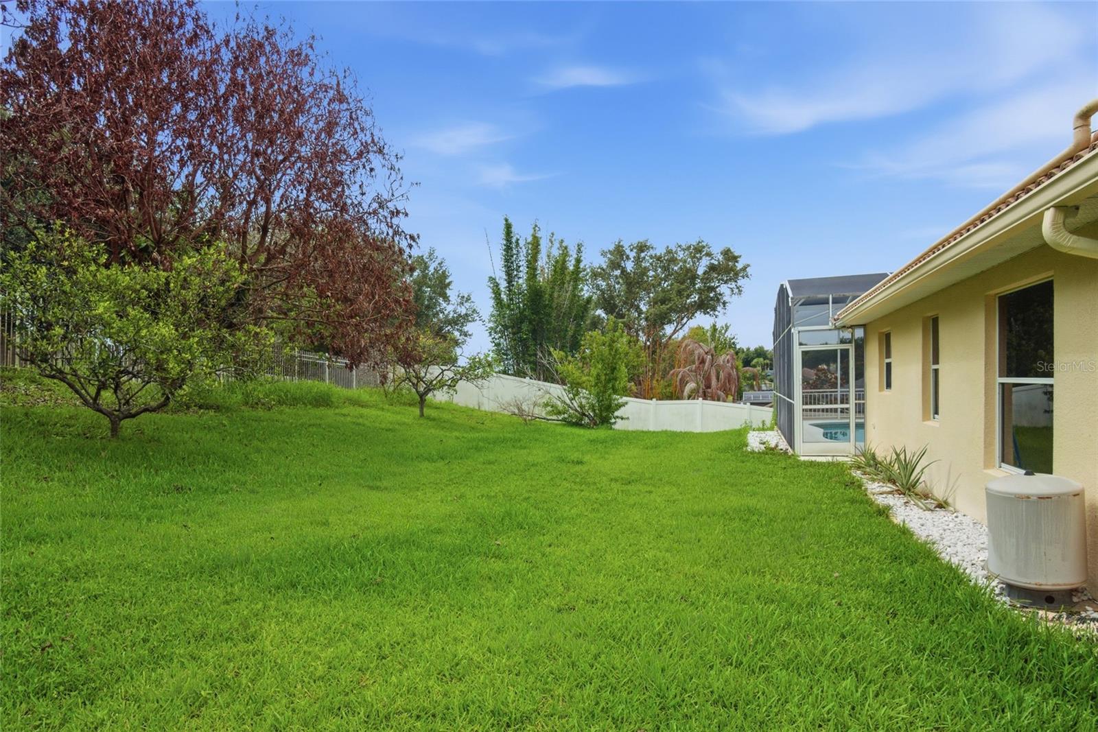 CRESCENT LAKE CLUB FIRST ADD - Residential
