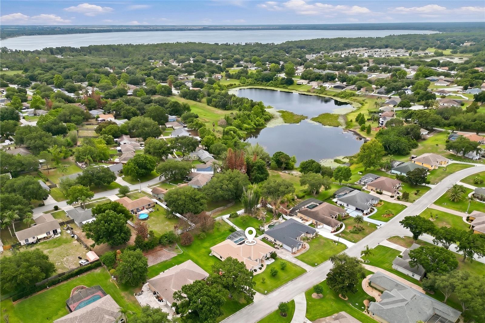 CRESCENT LAKE CLUB FIRST ADD - Residential