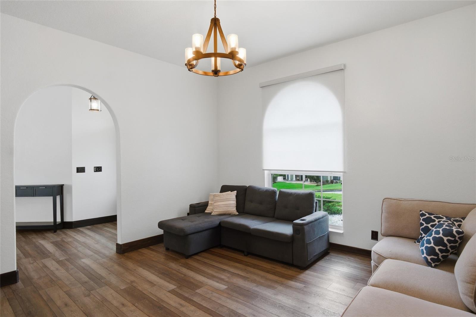 CRESCENT LAKE CLUB FIRST ADD - Residential