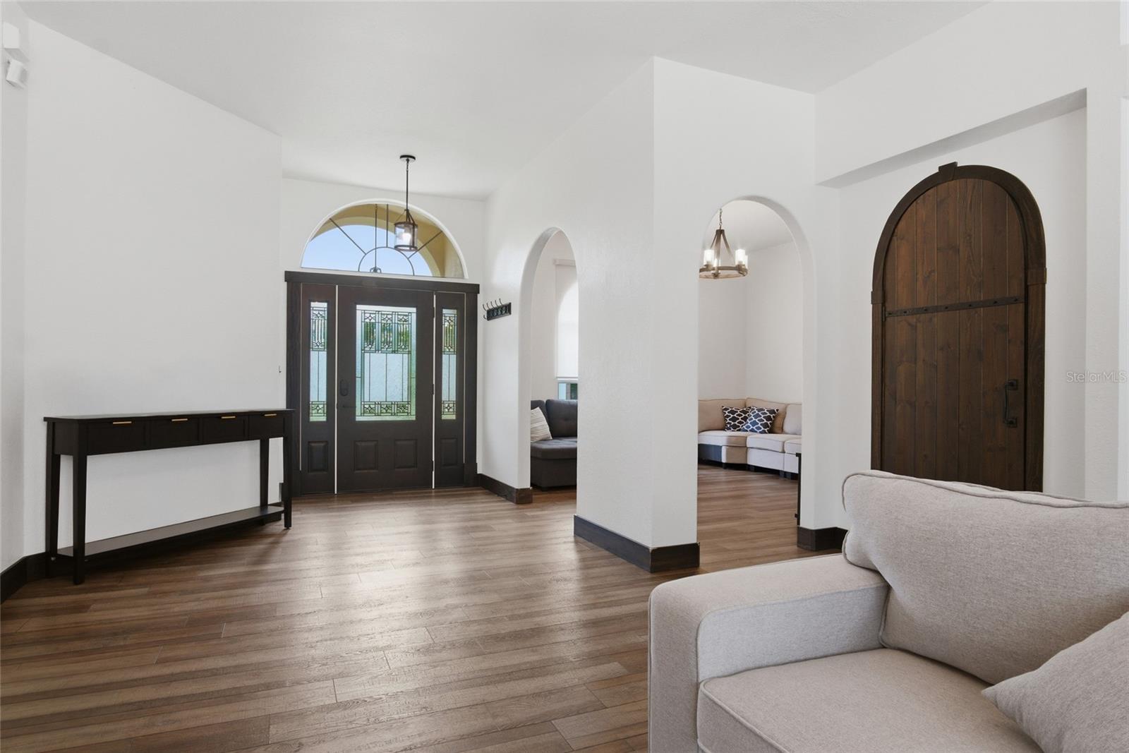 CRESCENT LAKE CLUB FIRST ADD - Residential