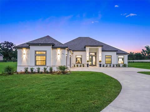 Photo of 7041 NE 22nd Court Road, Ocala, FL 34479 (MLS # OM729248)