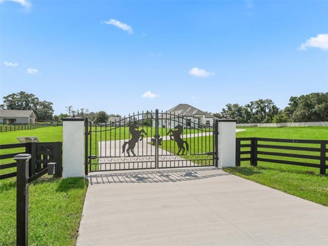 Tiny photo for 7041 NE 22nd Court Road, Ocala, FL 34479 (MLS # OM729248)