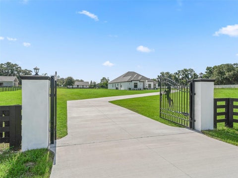 Tiny photo for 7041 NE 22nd Court Road, Ocala, FL 34479 (MLS # OM729248)