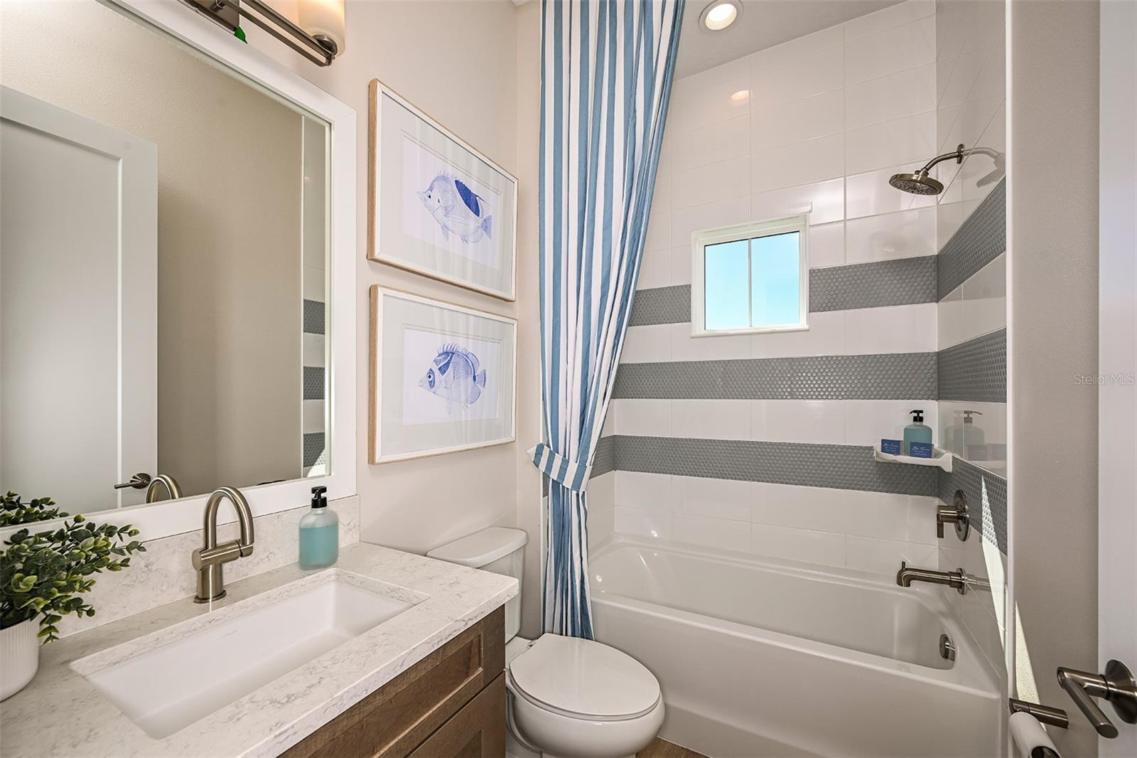 STAR FARMS - Residential