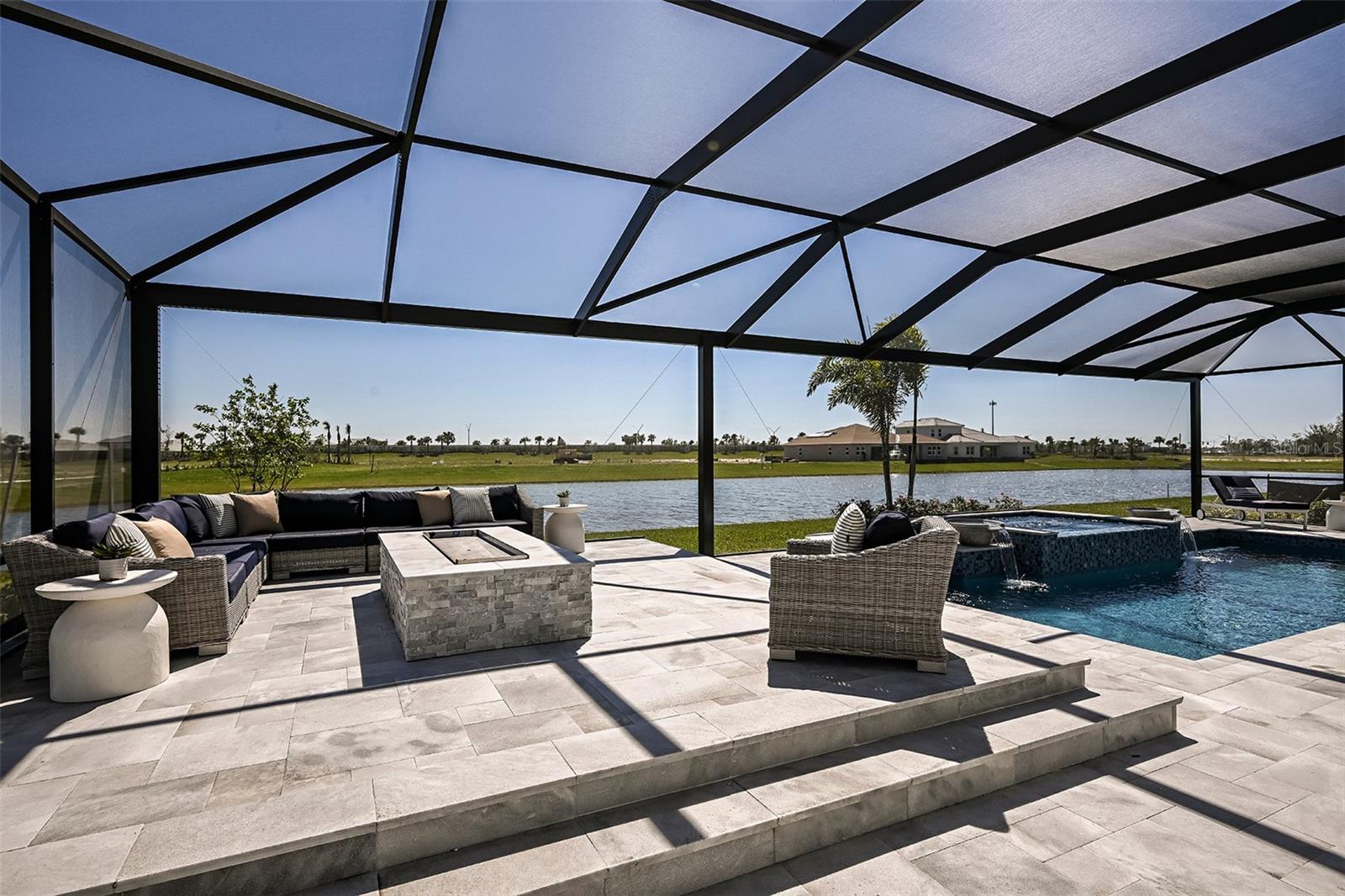 STAR FARMS - Residential